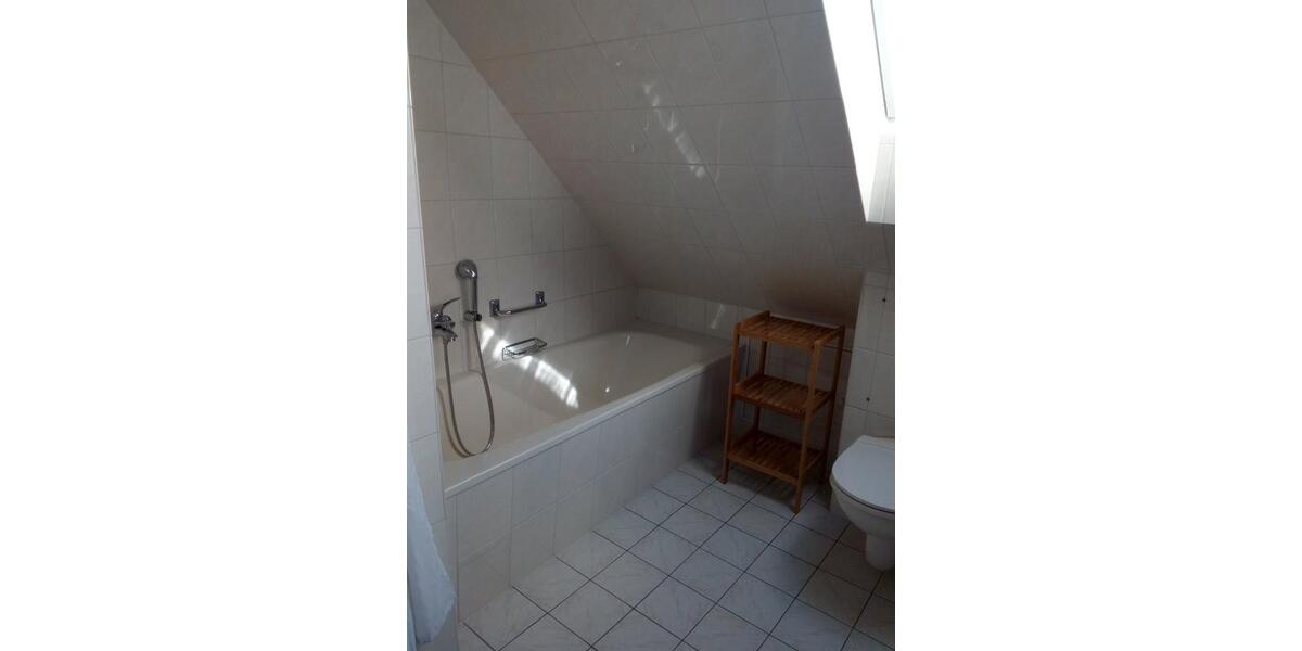 Einfamilienhaus Erkrath - 1 Zimmer, 61 m&sup2;, 760&euro; | Angebot:26481035