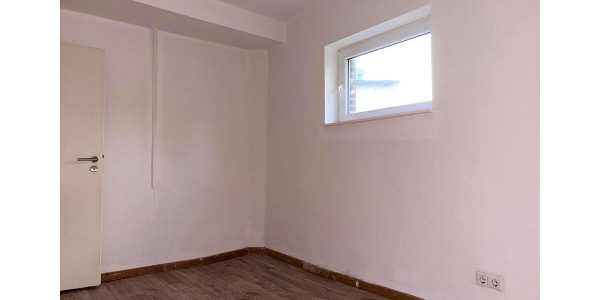 Etagenwohnung Rosdorf - 4 Zimmer, 95 m&sup2;, 1.000&euro; | Angebot:23599860
