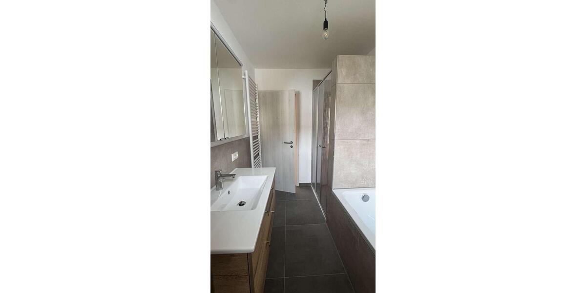 Etagenwohnung Eging am See - 4 Zimmer, 118 m&sup2;, 1.100&euro; | Angebot:26648223