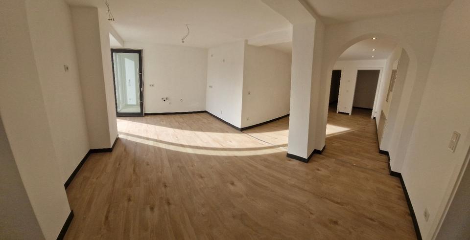Etagenwohnung Alsfeld - 5 Zimmer, 1.350&euro; | Angebot:23428258