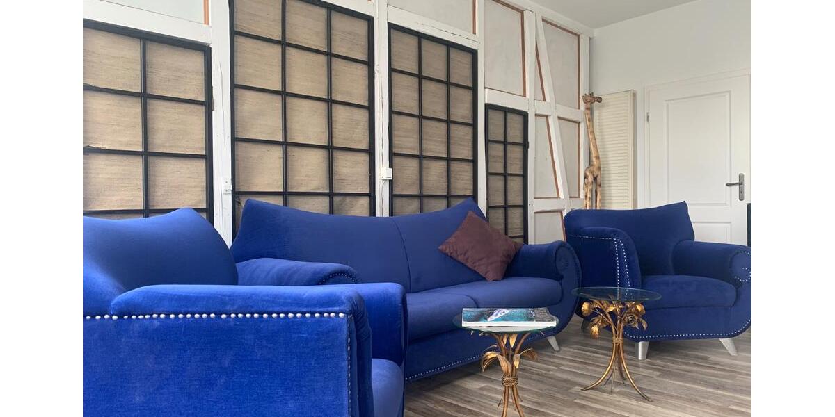 stylische Wohnung 1-2-3 Geschoss - Parkflächen ev Garten 5 zimmer