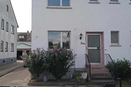 Haus Elsenfeld - 3 Zimmer, 80 m&sup2;, 900&euro; | Angebot:26007661