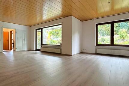 Wohnung Bad Schwalbach - 4 Zimmer, 133 m&sup2;, 1.300&euro; | Angebot:26636099
