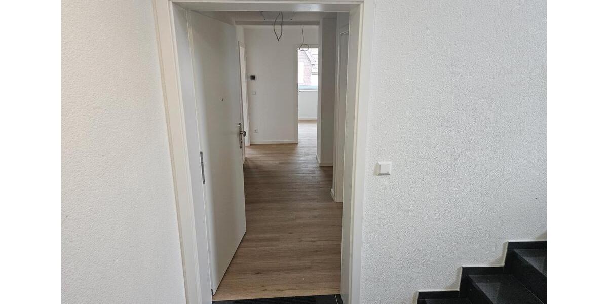 Etagenwohnung Bielefeld Mitte - 4 Zimmer, 80 m&sup2;, 990&euro; | Angebot:26521306