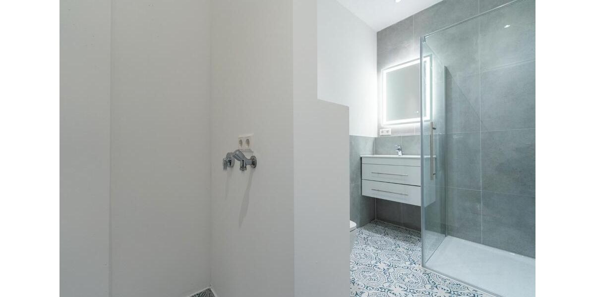 Erdgeschoßwohnung Stuttgart Stuttgart-Süd - 5 Zimmer, 131 m&sup2;, 2.290&euro; | Angebot:26380275