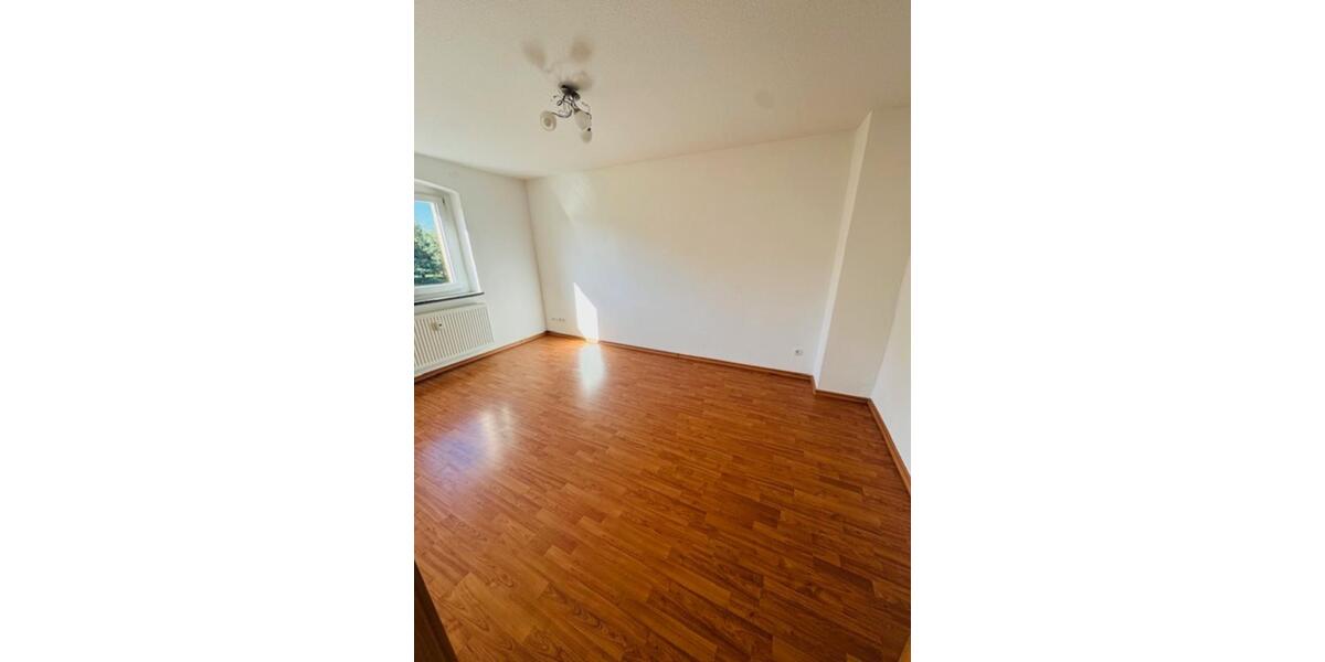 Etagenwohnung Forst (Lausitz) - 3 Zimmer, 69 m&sup2;, 430&euro; | Angebot:22713983