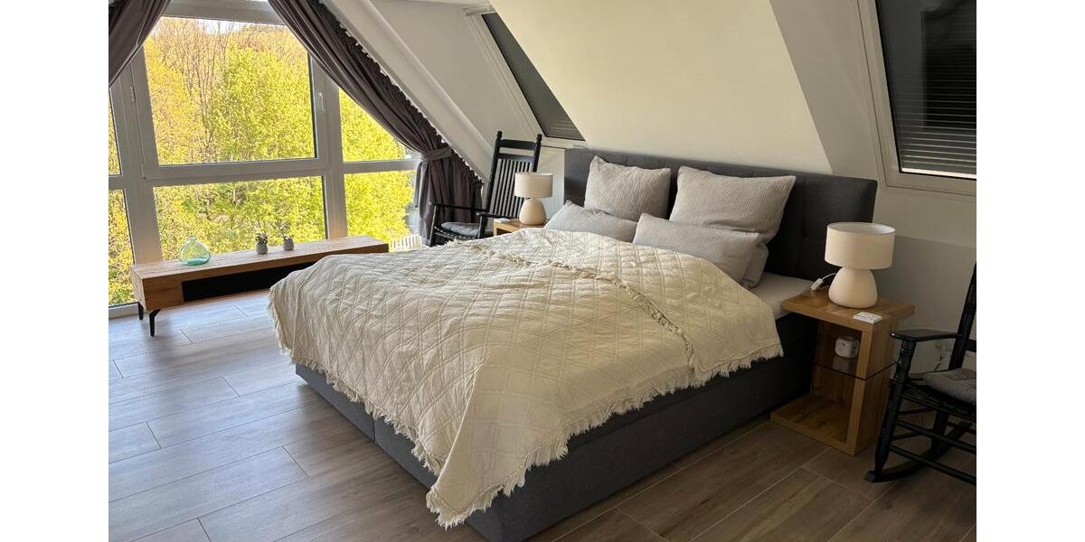 Wohnen auf Zeit Bad Salzuflen - 2 Zimmer, 79 m&sup2;, 2.600&euro; | Angebot:26479329