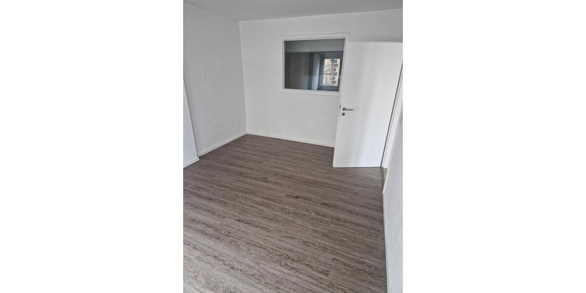 Etagenwohnung Andernach - 4 Zimmer, 95 m&sup2;, 960&euro; | Angebot:26705949