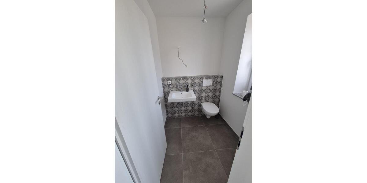 Doppelhaushälfte Tönning - 5 Zimmer, 115 m&sup2;, 1.500&euro; | Angebot:25750437