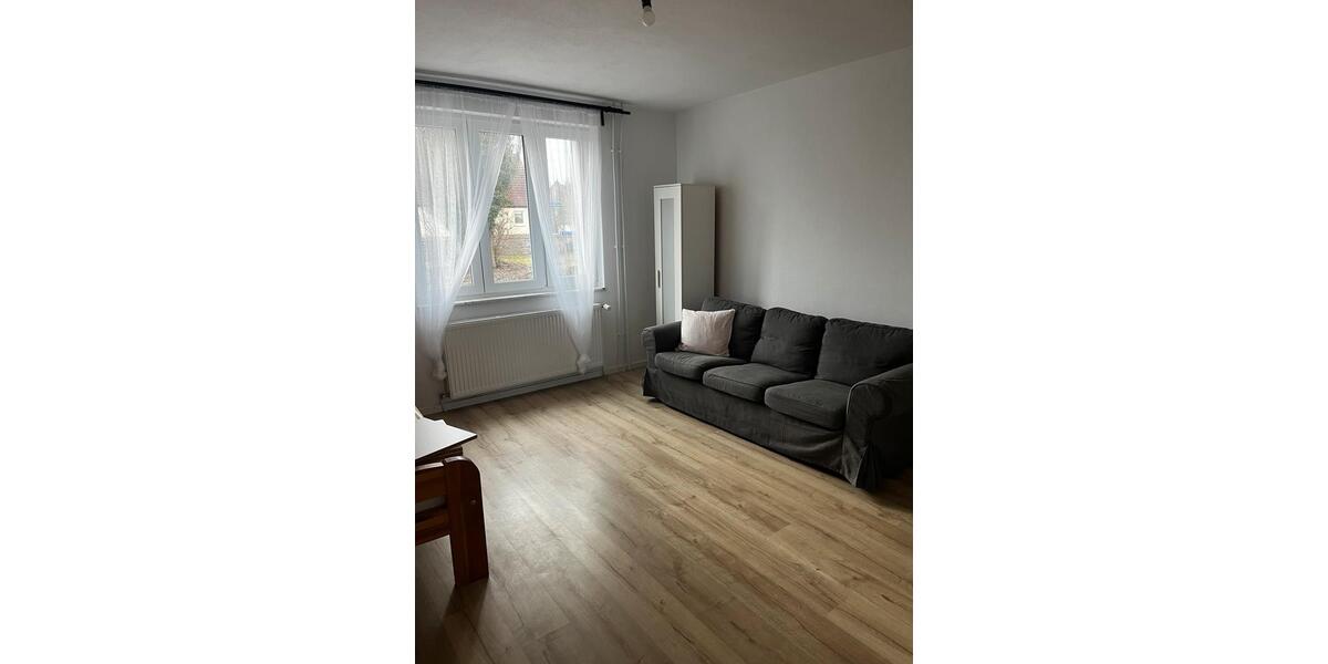 Mehrfamilienhaus, Wohnhaus Erxleben - 12 Zimmer, 300 m&sup2;, 2.500&euro; | Angebot:25220416