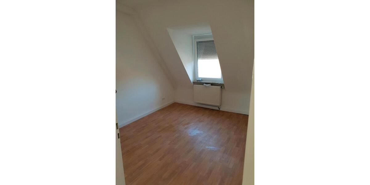 Dachgeschoßwohnung Karlsruhe Durlach - 2 Zimmer, 25 m&sup2;, 450&euro; | Angebot:26285302