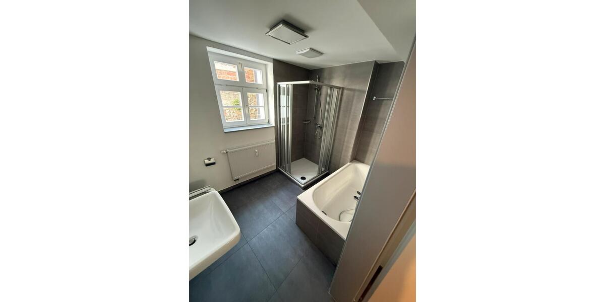 Erdgeschoßwohnung Bad Wildungen - 3.5 Zimmer, 73 m&sup2;, 600&euro; | Angebot:26327847