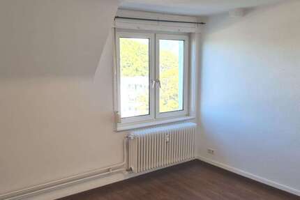 Wohnung Stuttgart Luginsland - 2 Zimmer, 47 m&sup2;, 540&euro; | Angebot:27270448