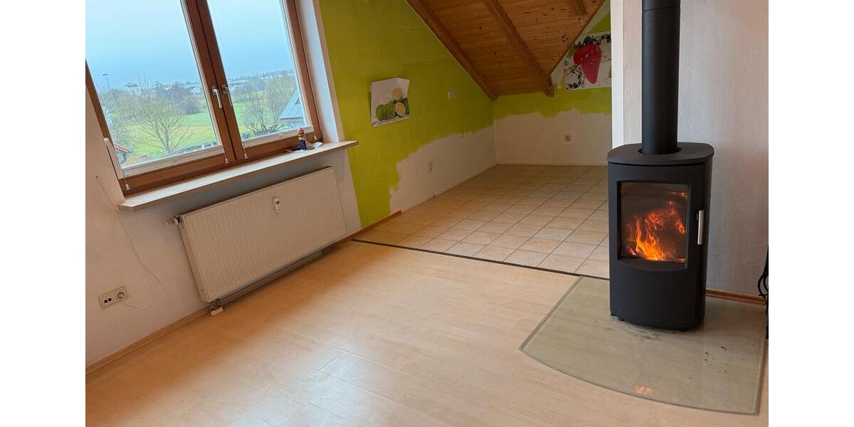 Dachgeschoßwohnung Wernberg-Köblitz Köblitz - 3 Zimmer, 127 m&sup2;, 980&euro; | Angebot:26049406