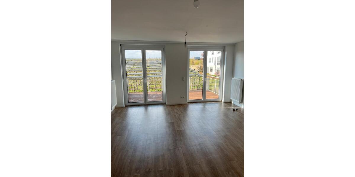 Dachgeschoßwohnung Bretzfeld - 3 Zimmer, 92 m&sup2;, 950&euro; | Angebot:25989288