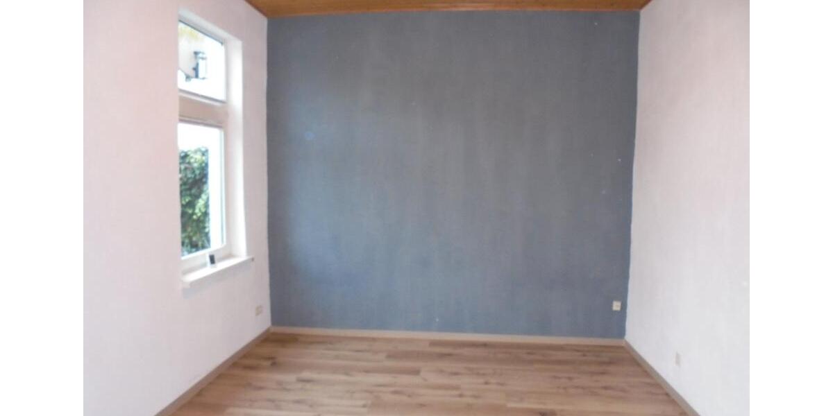 Erdgeschoßwohnung Leer (Ostfriesland) - 1 Zimmer, 36 m&sup2;, 300&euro; | Angebot:26648731