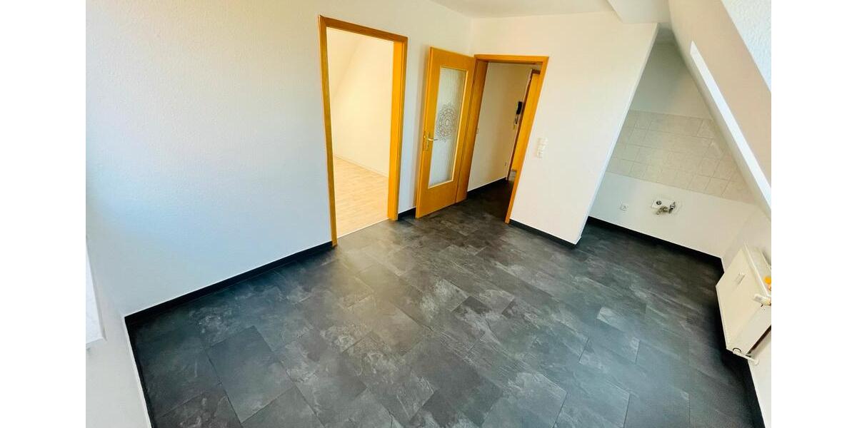 Dachgeschoßwohnung Halberstadt - 3 Zimmer, 68 m&sup2;, 440&euro; | Angebot:25498153