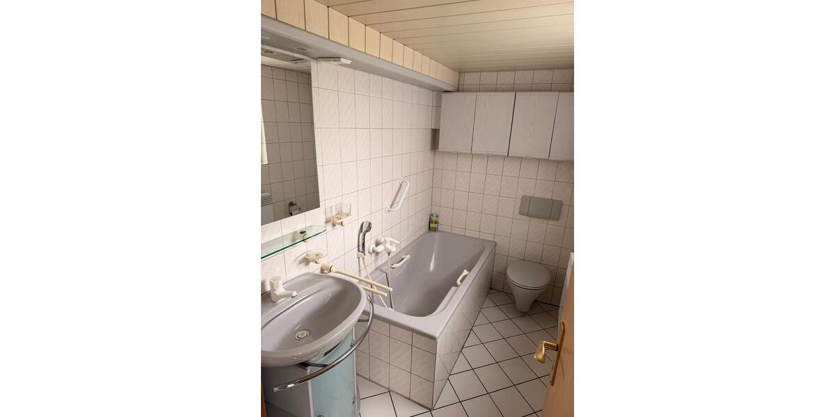 Einfamilienhaus Mainz Laubenheim - 8 Zimmer, 190 m&sup2;, 2.150&euro; | Angebot:25971340