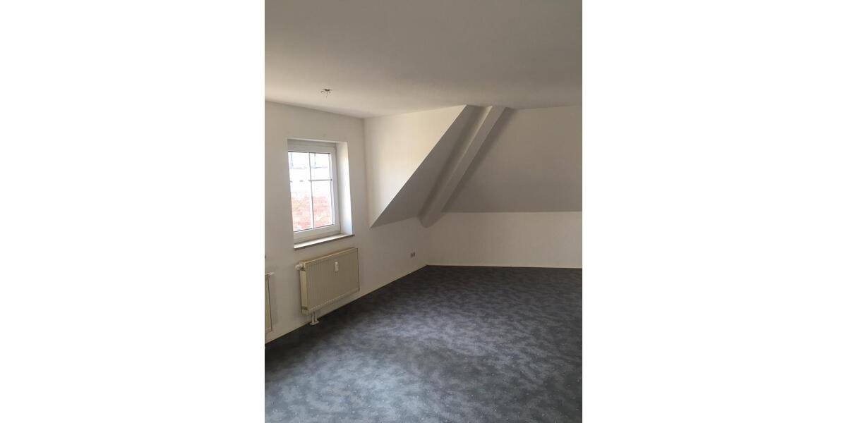 Dachgeschoßwohnung Obernburg am Main - 3 Zimmer, 86 m&sup2;, 860&euro; | Angebot:25432012