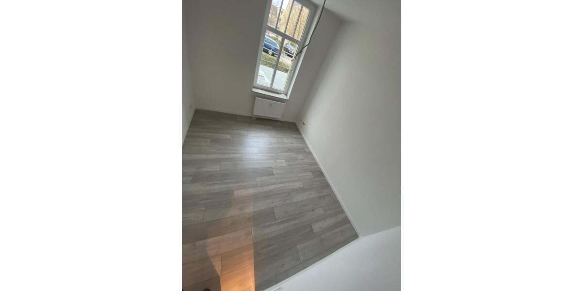 Außergewöhnlich wohnen! Großzügige 4-Raum-Wohnung mit Wohnküche, Komfortbad und Stellplatz in Gera. - Etagenwohnung Gera Ostviertel | Angebot:27284787