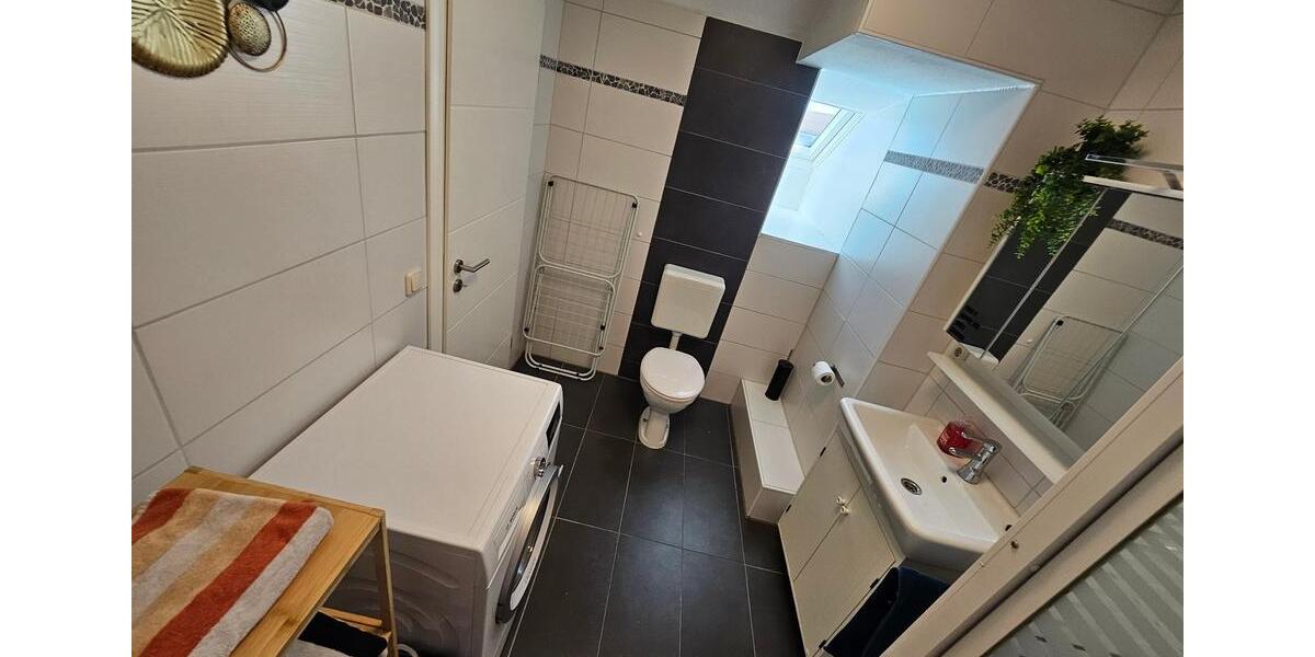 Dachgeschoßwohnung Ansbach - 2 Zimmer, 70 m&sup2;, 870&euro; | Angebot:26534478