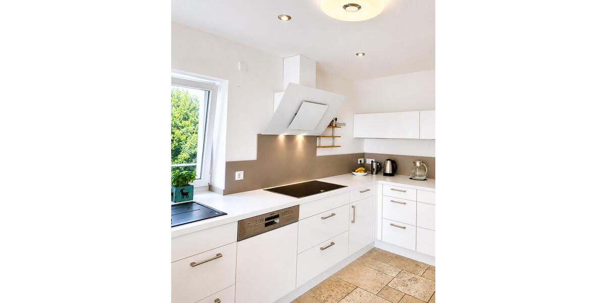Etagenwohnung Überlingen - 3 Zimmer, 95 m&sup2;, 2.400&euro; | Angebot:26634916