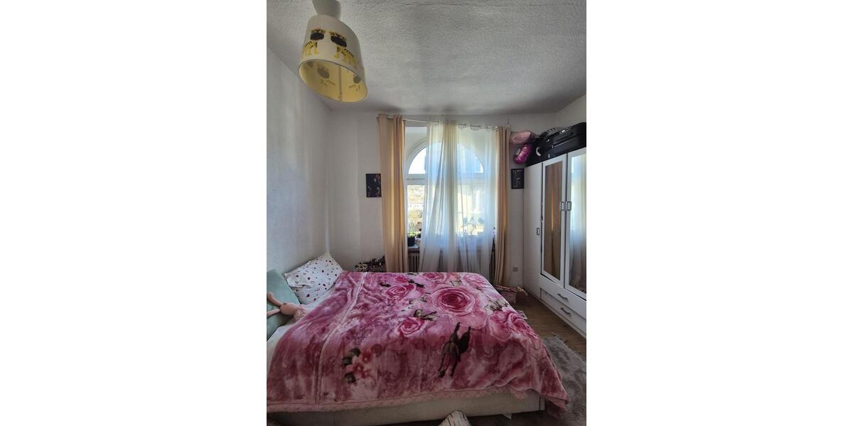 Erdgeschoßwohnung Siegen - 3 Zimmer, 85 m&sup2;, 1.100&euro; | Angebot:24890884