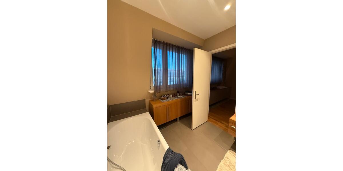 Einfamilienhaus Neumarkt in der Oberpfalz Altenhof - 4 Zimmer, 147 m&sup2;, 2.499&euro; | Angebot:26019964