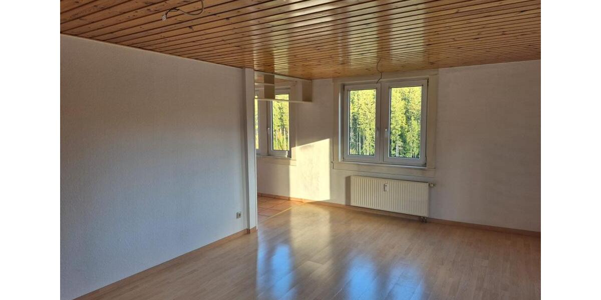 Etagenwohnung Friedrichroda - 3 Zimmer, 86 m&sup2;, 620&euro; | Angebot:25299110