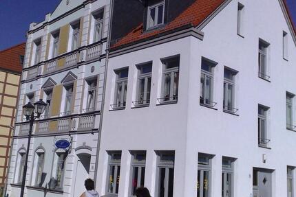 Wohnung Waren (Müritz) - 2 Zimmer, 53 m&sup2;, 450&euro; | Angebot:25265124