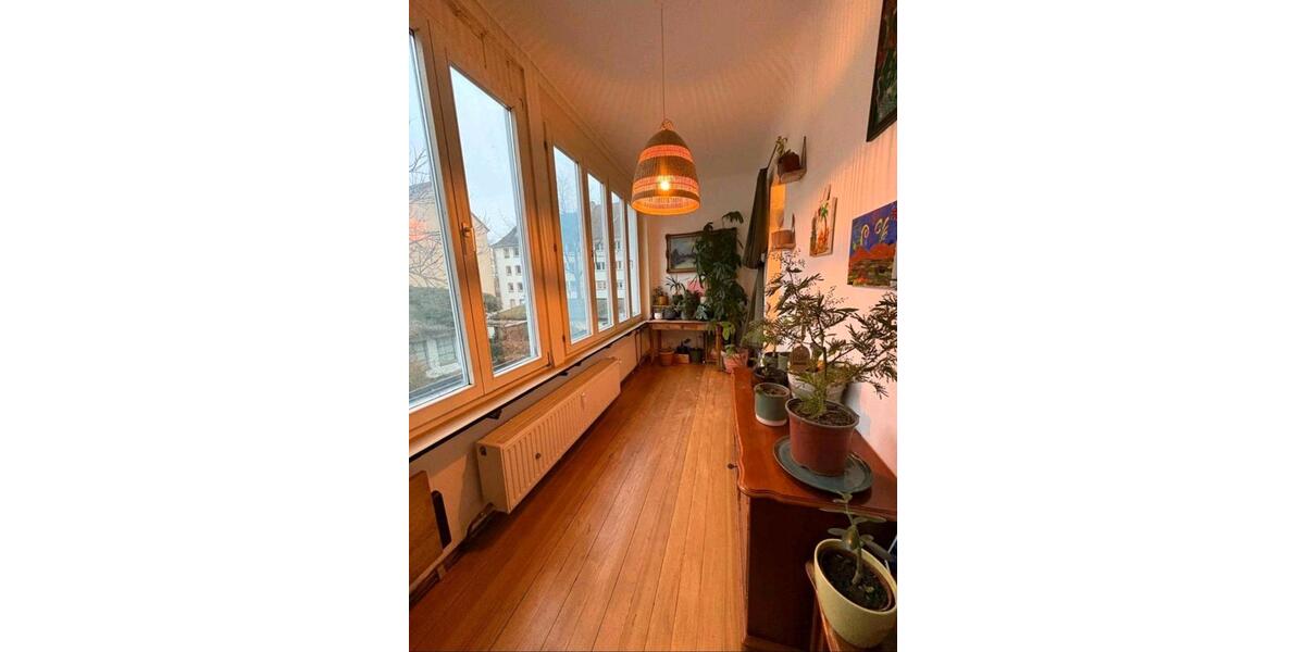 Etagenwohnung Saarbrücken - 1 Zimmer, 75 m&sup2;, 890&euro; | Angebot:26672376