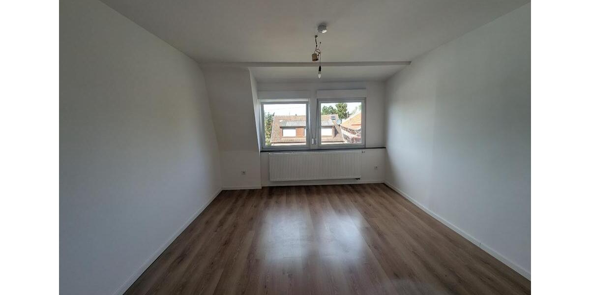 Etagenwohnung Friedrichsthal - 4 Zimmer, 130 m&sup2;, 960&euro; | Angebot:26236820