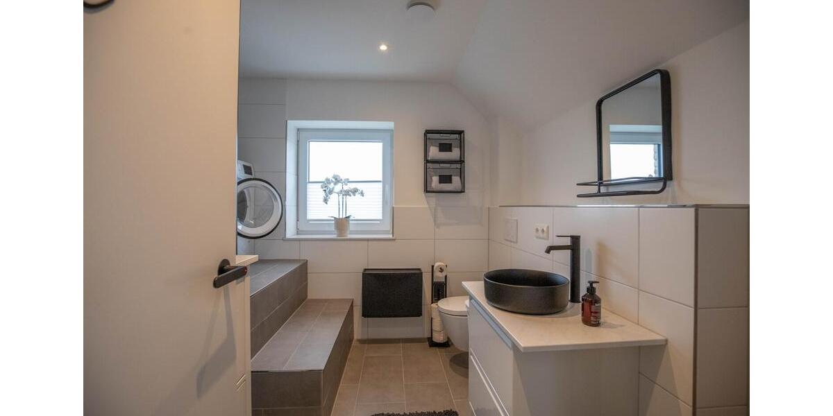 Wohnen auf Zeit Uetersen - 2 Zimmer, 75 m&sup2;, 2.100&euro; | Angebot:26336243