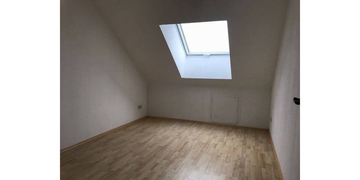 Etagenwohnung Wurzen Kühren - 3 Zimmer, 77 m&sup2;, 380&euro; | Angebot:26470894