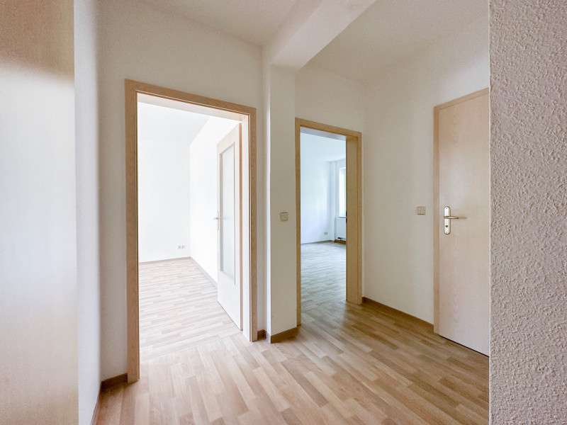 Wohnung zum Mieten in Plauen 352,39 € 65.5 m²