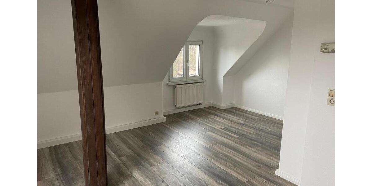 Dachgeschoßwohnung Senftenberg - 2 Zimmer, 54 m&sup2;, 465&euro; | Angebot:25378946