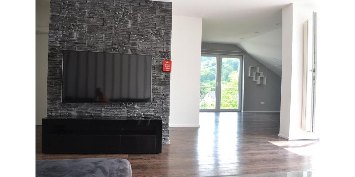 Dachgeschoßwohnung Andernach - 3 Zimmer, 108 m&sup2;, 1.250&euro; | Angebot:26041615