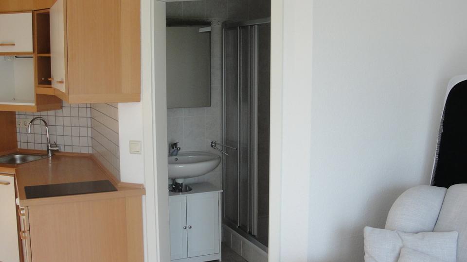 Etagenwohnung Eschwege - 1 Zimmer, 28 m&sup2;, 300&euro; | Angebot:26614039