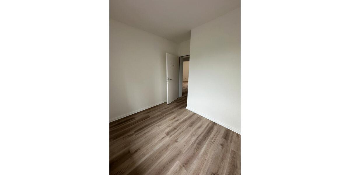 Erdgeschoßwohnung Henstedt-Ulzburg Ulzburg - 3 Zimmer, 67 m&sup2;, 1.300&euro; | Angebot:26695334
