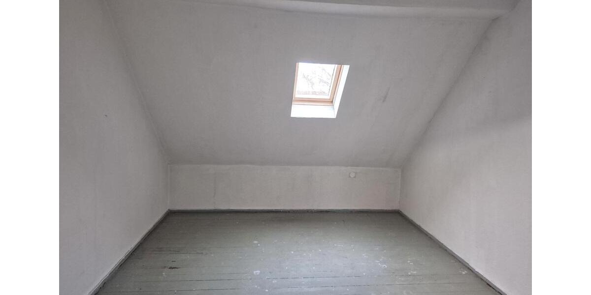 Etagenwohnung Arnsdorf - 3 Zimmer, 67 m&sup2;, 552&euro; | Angebot:25782398