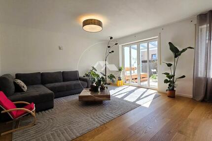 Haus Parsberg - 6 Zimmer, 140 m&sup2;, 1.800&euro; | Angebot:26141182