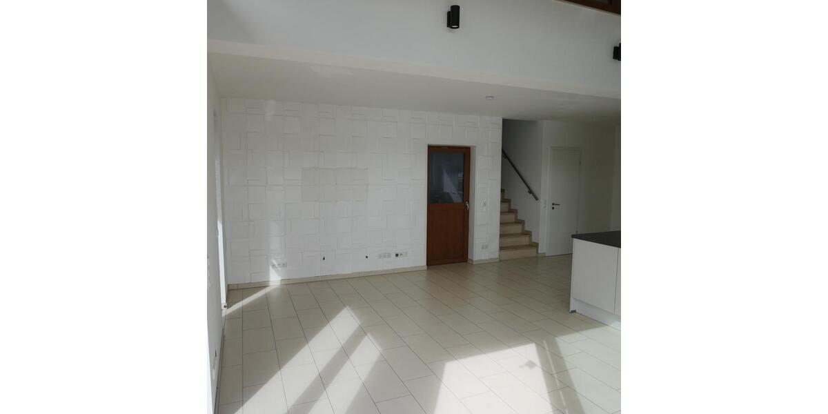 Einfamilienhaus Ingelheim am Rhein - 2 Zimmer, 109 m&sup2;, 1.990&euro; | Angebot:25933701