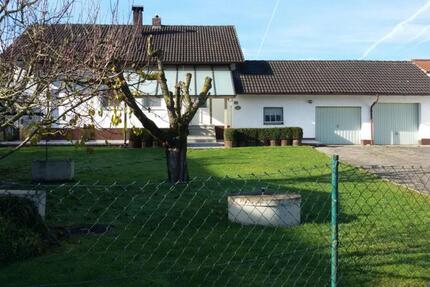 Einfamilienhaus mit 2 Garagen, Nebengebäude, Gde. Egglham 6 zimmer