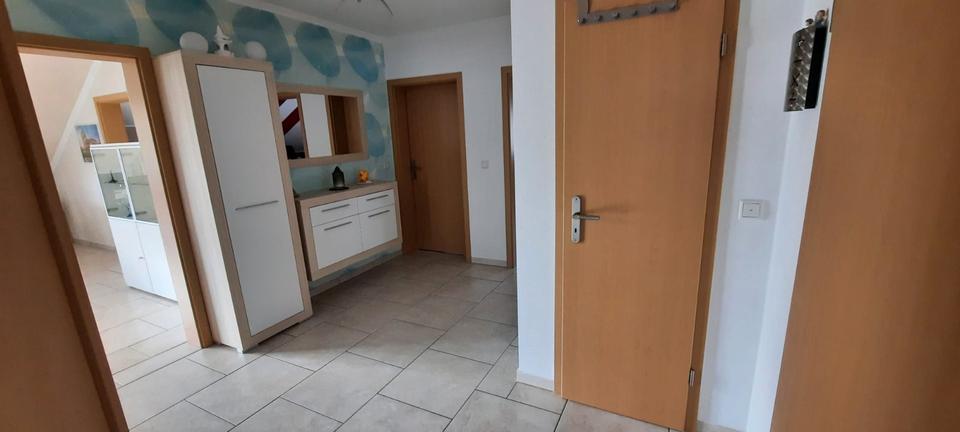 Etagenwohnung Bad Camberg - 4 Zimmer, 114 m&sup2;, 1.350&euro; | Angebot:26506872