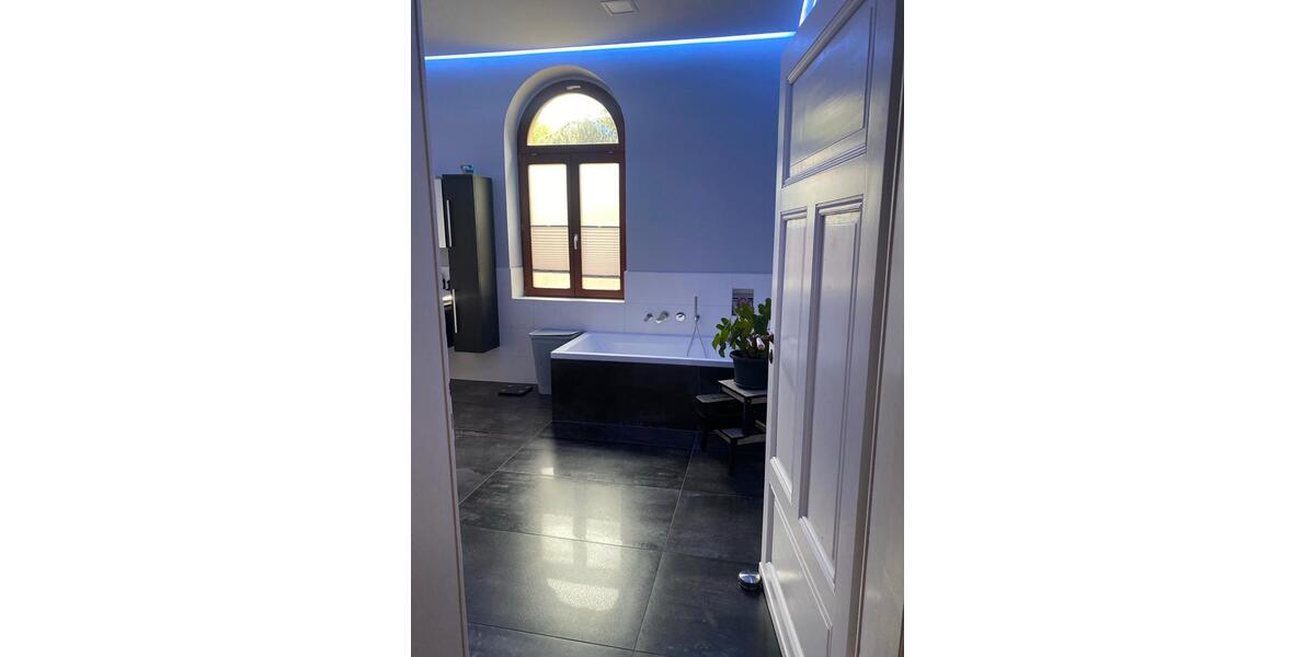 Etagenwohnung Blankenburg (Harz) - 4 Zimmer, 110 m&sup2;, 880&euro; | Angebot:26198740