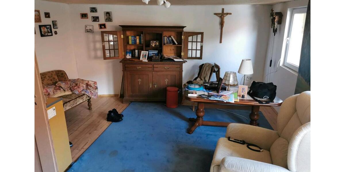 Etagenwohnung Weikersheim - 6 Zimmer, 217 m&sup2;, 980&euro; | Angebot:26697085