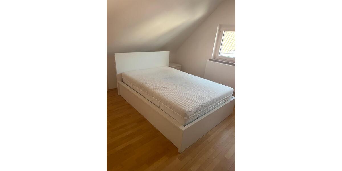 Dachgeschoßwohnung Stuttgart Fasanenhof-Ost - 2 Zimmer, 55 m&sup2;, 1.000&euro; | Angebot:26611941
