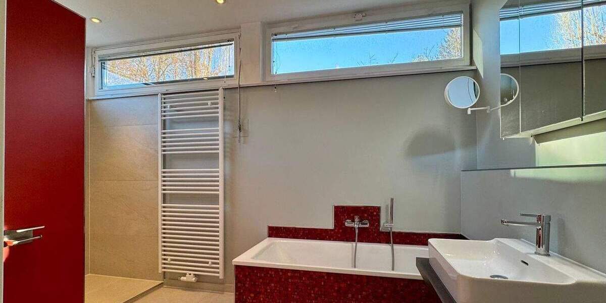 Modernisierte 3-Zimmer-Wohnung in Berlin-Dahlem mieten, ca. 180 m², große Ost- und West-Terrassen 3 zimmer