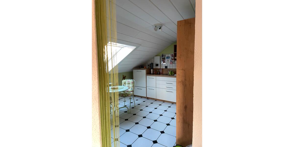 Dachgeschoßwohnung Netphen - 3.5 Zimmer, 88 m&sup2;, 750&euro; | Angebot:26336424