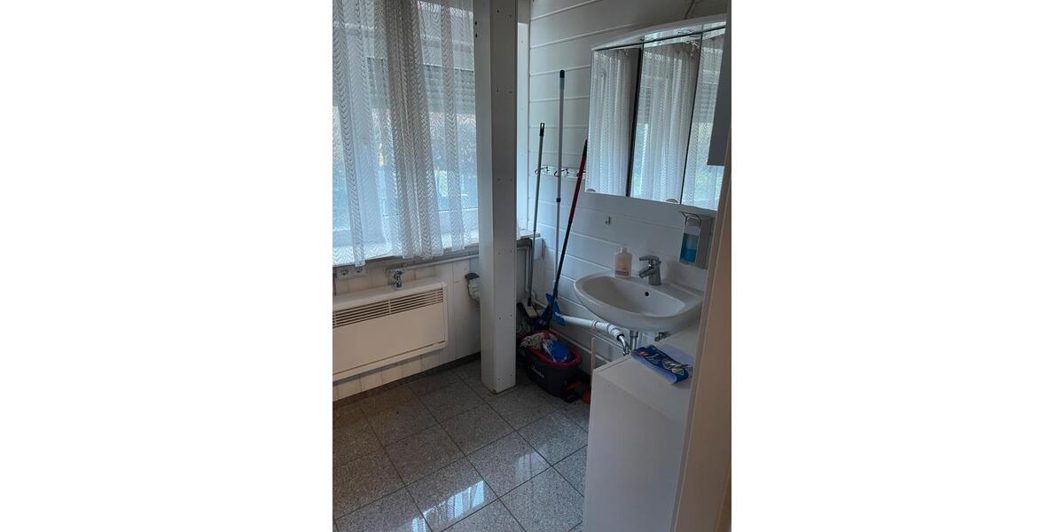 Erdgeschoßwohnung Schwaikheim - 3 Zimmer, 60 m&sup2;, 780&euro; | Angebot:23571463